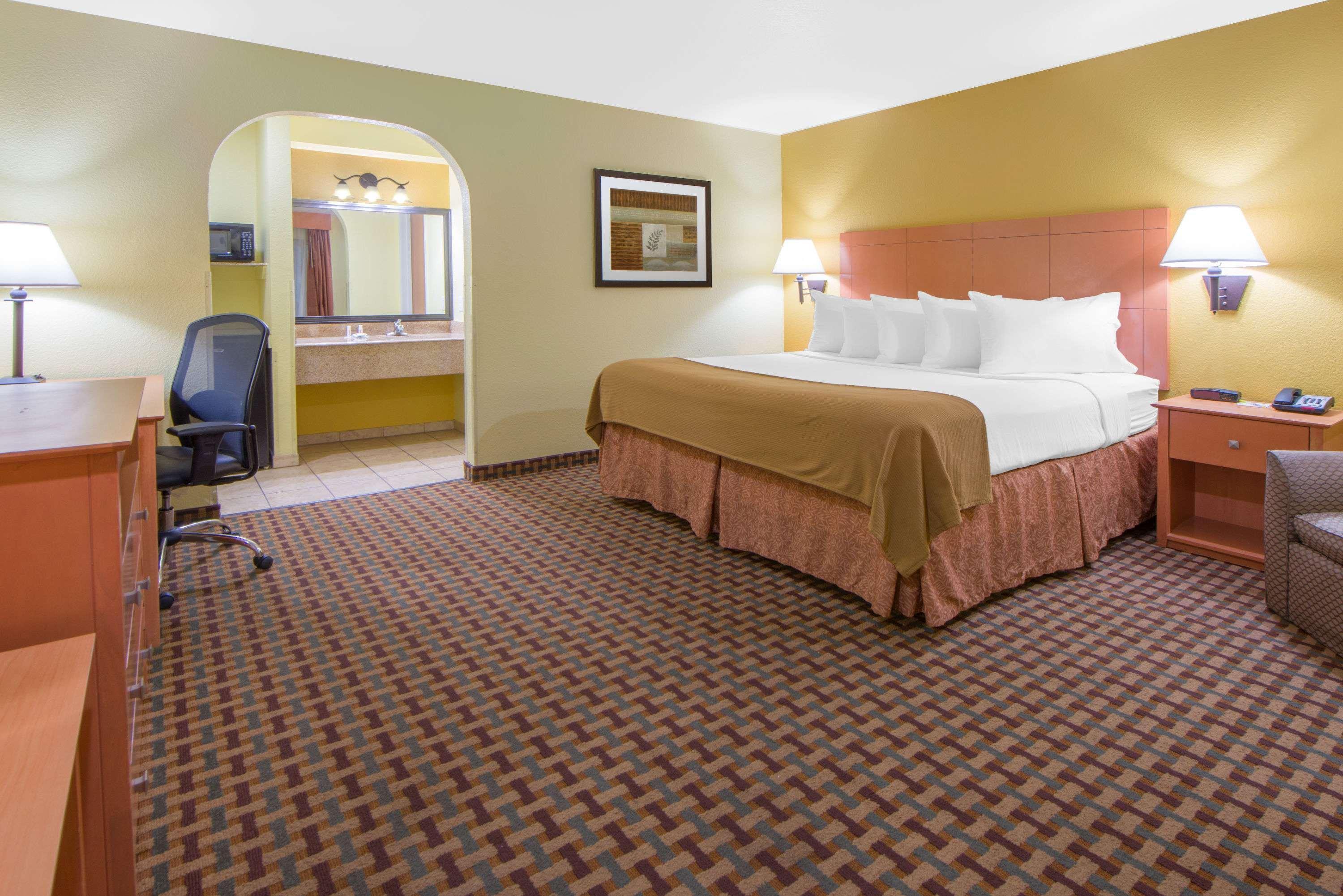 Days Inn By Wyndham Lubbock South Exteriér fotografie