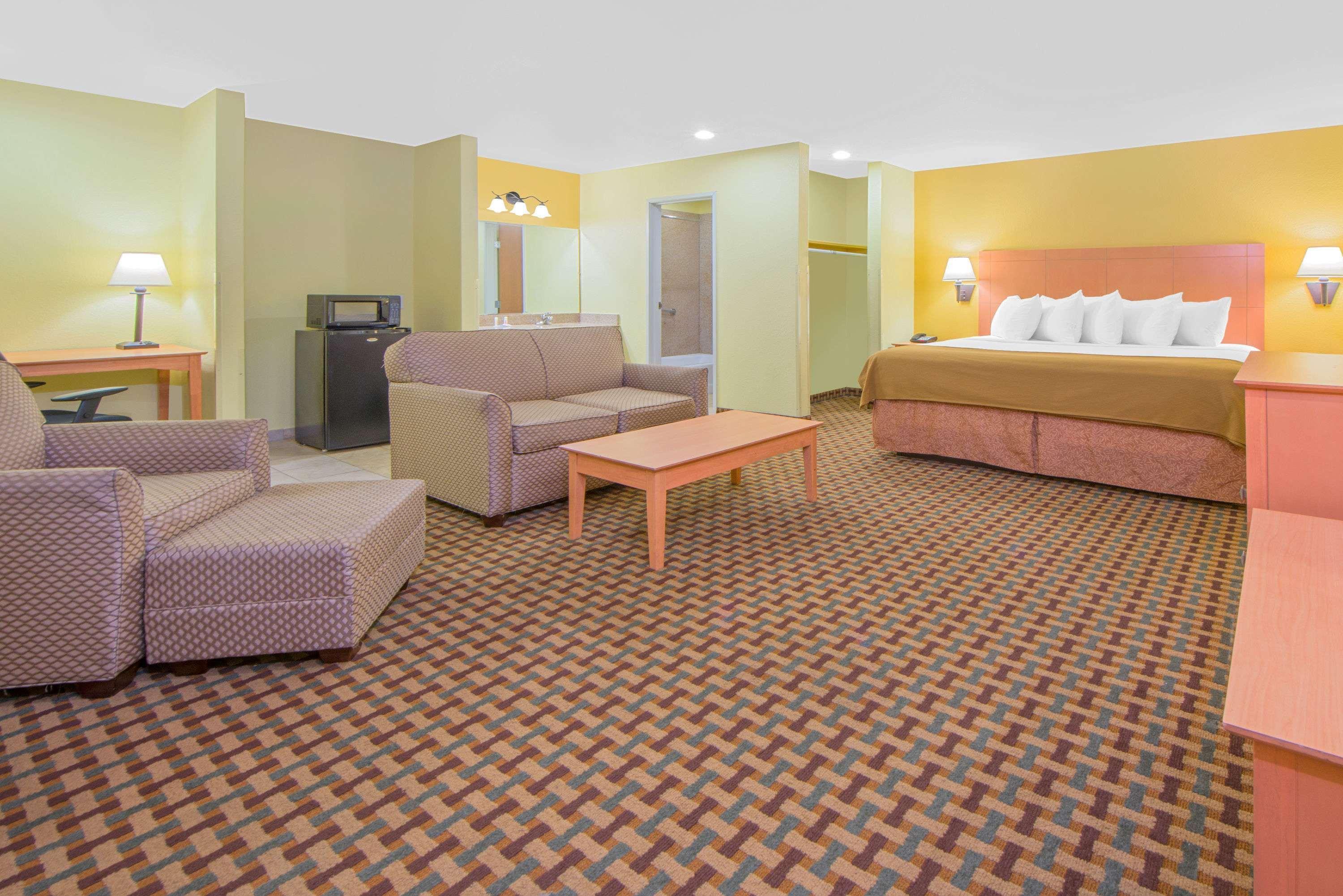 Days Inn By Wyndham Lubbock South Exteriér fotografie