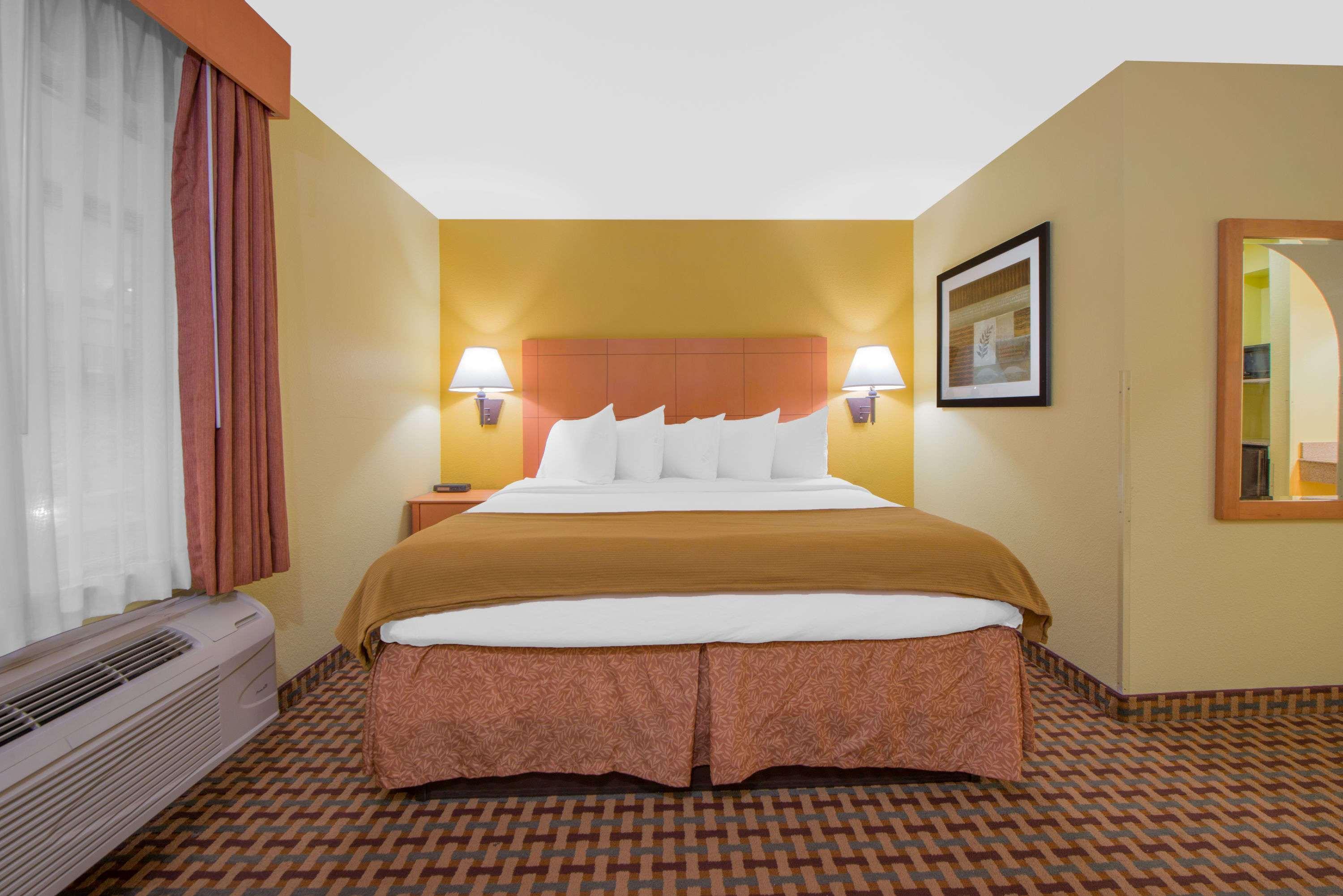 Days Inn By Wyndham Lubbock South Exteriér fotografie