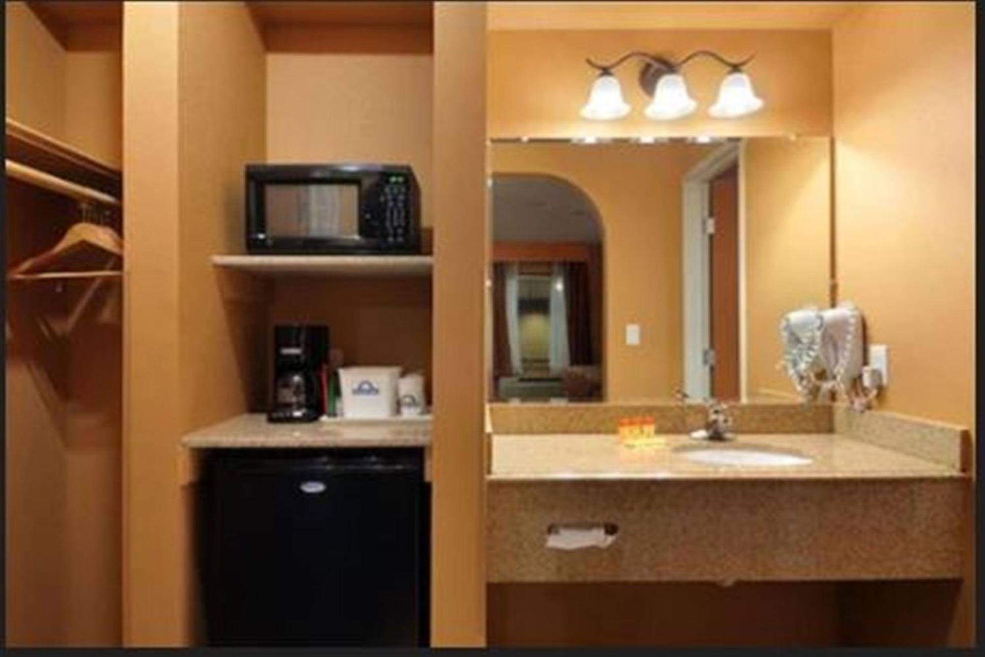 Days Inn By Wyndham Lubbock South Pokoj fotografie