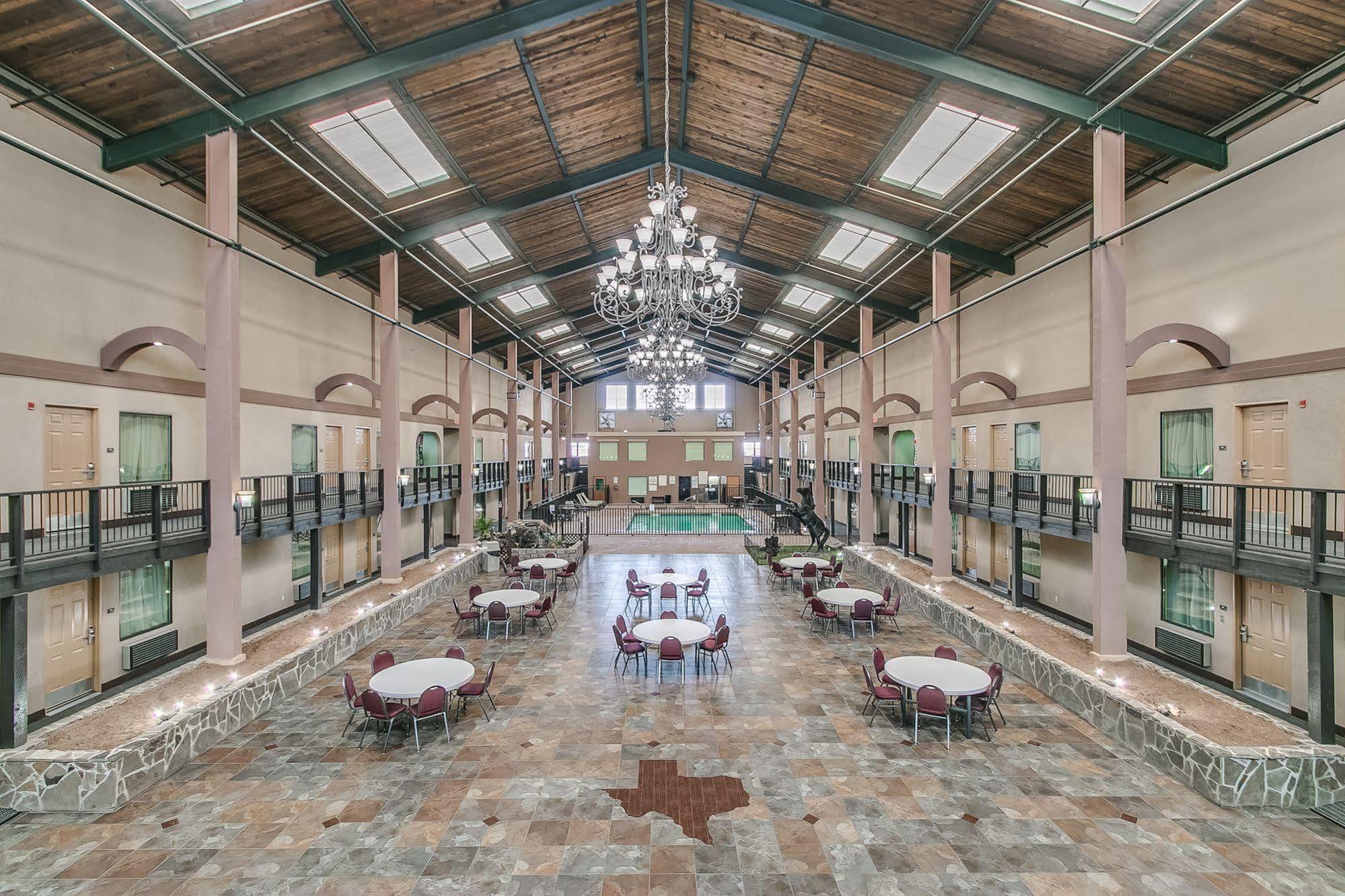 Days Inn By Wyndham Lubbock South Exteriér fotografie